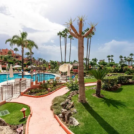 Golden Shore Seafront *