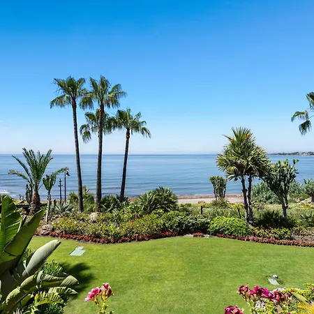 דירה Golden Shore Seafront